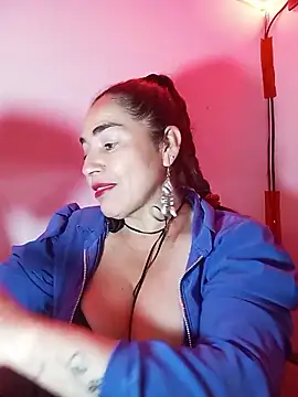 Snapshot of MaryRoze_ chatting on 21, 11, 2025 MaryRoze online show from 21, 11, 2025