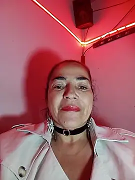 Snapshot of MaryRoze_ chatting on 17, 12, 2025 MaryRoze online show from 17, 12, 2025