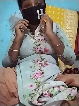 NAZMEN1122 online show from 4, 11, 2025