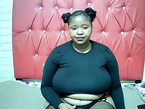 MilkMeDownBBY online show from 30, 10, 2025