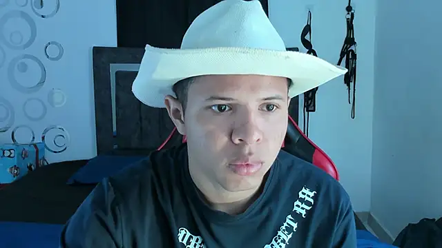 Steven19 LatinBoy online show from 18, 1, 2026