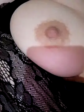 Nouna-loca online show from 5, 11, 2025