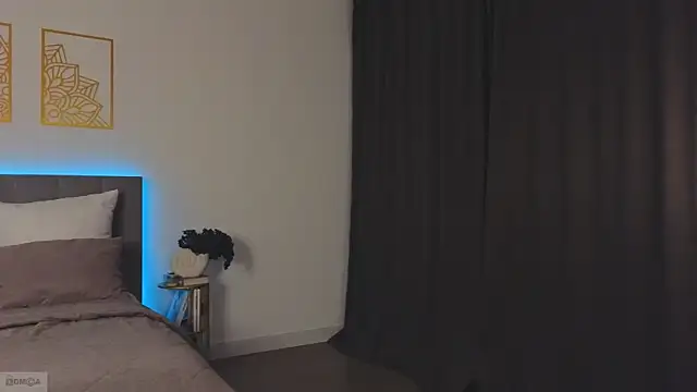 Snapshot of adele_armass chatting on 6, 11, 2025 adele armass online show from 6, 11, 2025