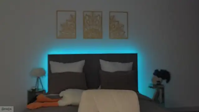 Snapshot of adele_armass chatting on 16, 12, 2025 adele armass online show from 16, 12, 2025