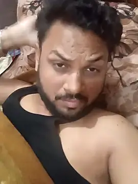 Snapshot of itzSameer1 chatting on 15, 12, 2025 itzSameer1 online show from 15, 12, 2025