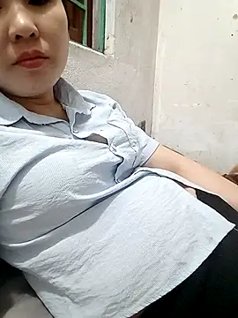 Snapshot of Elina_99 chatting on 7, 11, 2025 Elina 99 online show from 7, 11, 2025