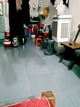 Snapshot of Elina_99 chatting on 18, 12, 2025 Elina 99 online show from 18, 12, 2025