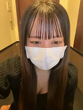 Snapshot of emiri_da_nyan chatting on 6, 11, 2025 emiri da nyan online show from 6, 11, 2025