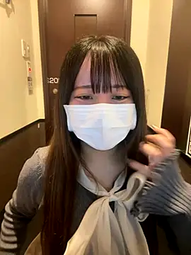 Snapshot of emiri_da_nyan chatting on 28, 11, 2025 emiri da nyan online show from 28, 11, 2025