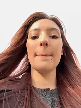 Snapshot of LilluKatten chatting on 12, 11, 2025 LilluKatten online show from 12, 11, 2025