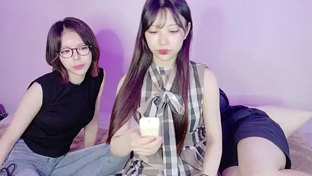 Snapshot of ferateku_rikachan chatting on 14, 7, 2026 ferateku rikachan online show from 14, 7, 2026