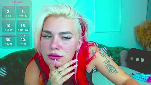 lada love online show from 4, 11, 2025