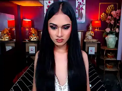 Plastique PATRICIA online show from 27, 3, 2026