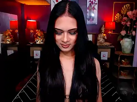 Plastique PATRICIA online show from 10, 4, 2026