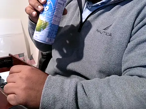 Snapshot of SUN-MON-69 chatting on 2, 2, 2026 SUN-MON-69 online show from 2, 2, 2026