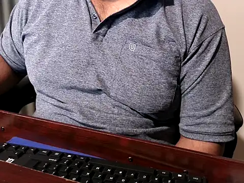 Snapshot of SUN-MON-69 chatting on 11, 2, 2026 SUN-MON-69 online show from 11, 2, 2026