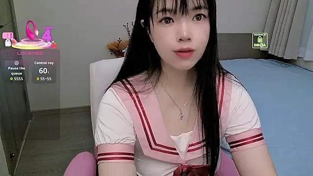 Snapshot of Dialog_Mu chatting on 5, 11, 2025 Dialog Mu online show from 5, 11, 2025