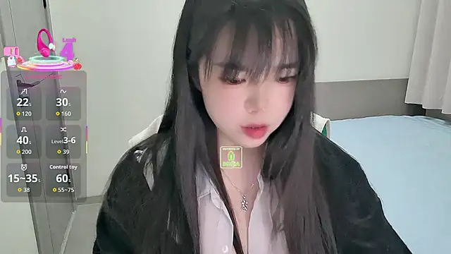 Snapshot of Dialog_Mu chatting on 18, 11, 2025 Dialog Mu online show from 18, 11, 2025