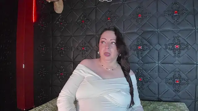 Snapshot of Samethyst chatting on 22, 11, 2025 Samethyst online show from 22, 11, 2025