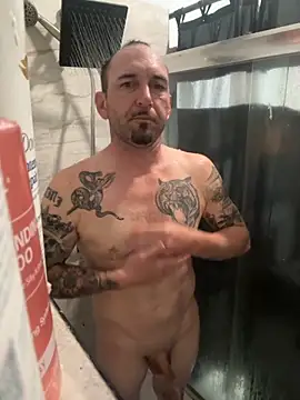 Snapshot of RobsBigD chatting on 19, 11, 2025 RobsBigD online show from 19, 11, 2025