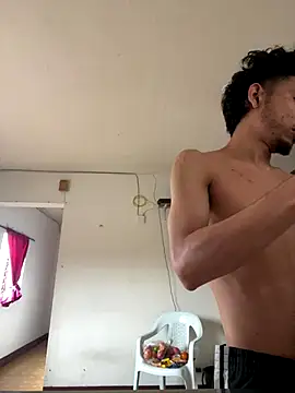 Snapshot of starboy2812 chatting on 16, 12, 2025 starboy2812 online show from 16, 12, 2025