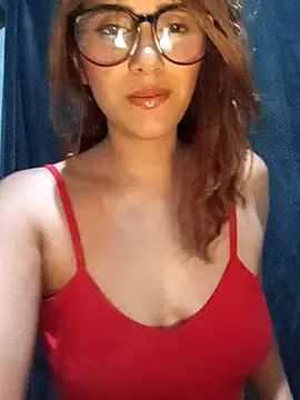 lola mamadas online show from 25, 11, 2025