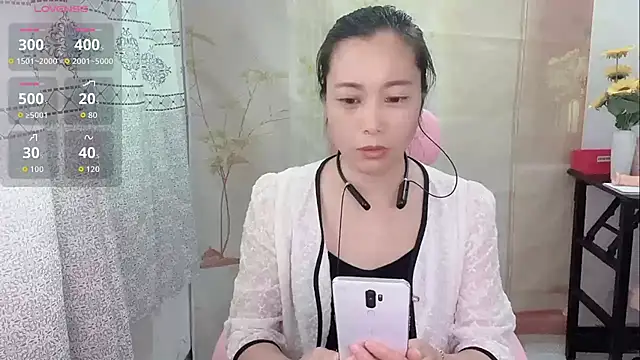 Snapshot of Lingling-Baby520 chatting on 12, 4, 2026 Lingling-Baby520 online show from 12, 4, 2026