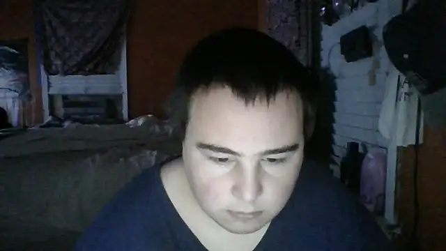 Snapshot of Theo269 chatting on 15, 12, 2025 Theo269 online show from 15, 12, 2025