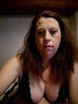 Snapshot of roussechaudasse chatting on 4, 12, 2025 roussechaudasse online show from 4, 12, 2025