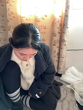 Snapshot of daaqnn chatting on 4, 12, 2025 daaqnn online show from 4, 12, 2025