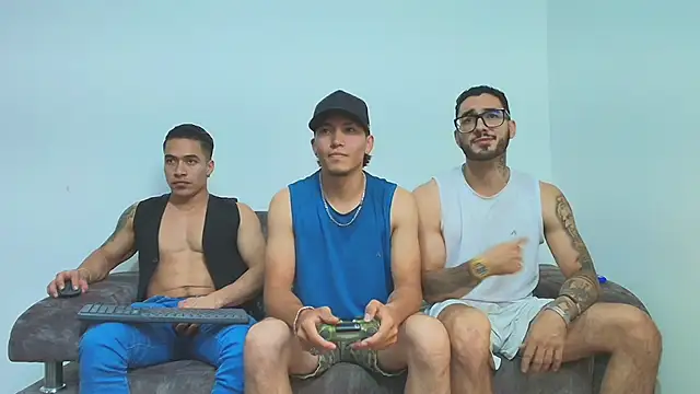 thebadboys05 online show from 13, 11, 2025