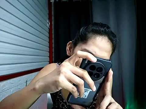 Snapshot of xwildflowerx chatting on 19, 11, 2025 xwildflowerx online show from 19, 11, 2025