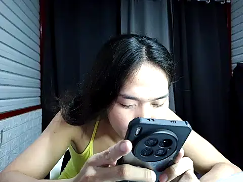 Snapshot of xwildflowerx chatting on 28, 11, 2025 xwildflowerx online show from 28, 11, 2025