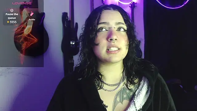 Snapshot of Jessie__wild chatting on 5, 1, 2026 Jessie wild online show from 5, 1, 2026