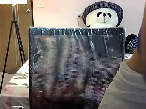 Snapshot of shakshi_89 chatting on 14, 11, 2025 shakshi 89 online show from 14, 11, 2025