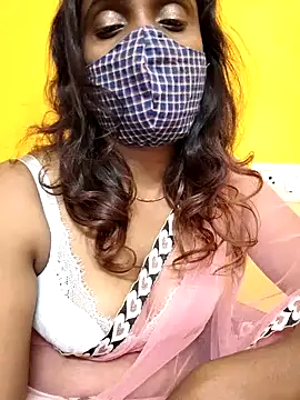 Snapshot of Queen-dhivya chatting on 15, 12, 2025 Queen-dhivya online show from 15, 12, 2025