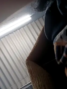 Snapshot of bearslove143 chatting on 10, 11, 2025 bearslove143 online show from 10, 11, 2025