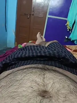 Snapshot of bearslove143 chatting on 25, 11, 2025 bearslove143 online show from 25, 11, 2025