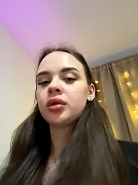 Snapshot of KristiRich chatting on 12, 11, 2025 KristiRich online show from 12, 11, 2025