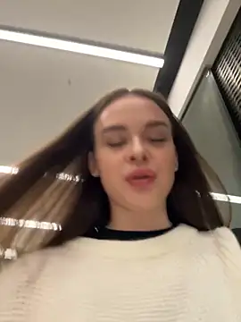 Snapshot of KristiRich chatting on 13, 11, 2025 KristiRich online show from 13, 11, 2025