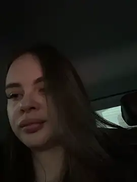 Snapshot of KristiRich chatting on 19, 11, 2025 KristiRich online show from 19, 11, 2025