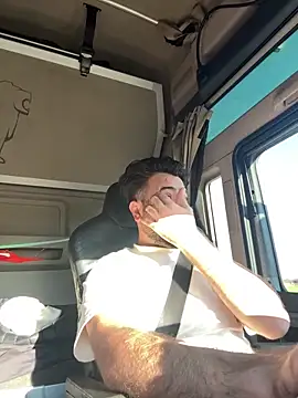 Snapshot of JanSy0 chatting on 15, 12, 2025 JanSy0 online show from 15, 12, 2025