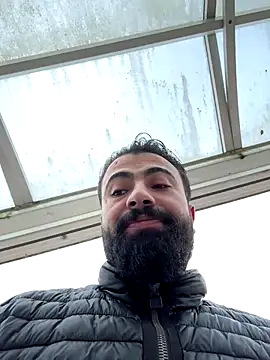 Snapshot of JanSy0 chatting on 17, 12, 2025 JanSy0 online show from 17, 12, 2025