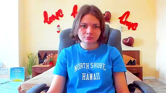 Snapshot of Stella-Maers chatting on 17, 11, 2025 Stella-Maers online show from 17, 11, 2025