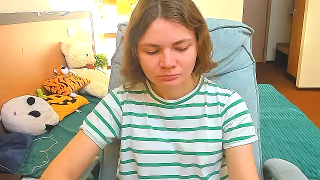 Snapshot of Stella-Maers chatting on 25, 11, 2025 Stella-Maers online show from 25, 11, 2025