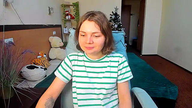 Snapshot of Stella-Maers chatting on 22, 12, 2025 Stella-Maers online show from 22, 12, 2025