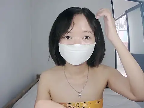 Snapshot of 10tb chatting on 19, 11, 2025 10tb online show from 19, 11, 2025