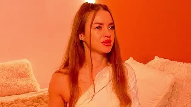 Snapshot of Mirra_ chatting on 2, 12, 2025 Mirra online show from 2, 12, 2025