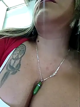 Snapshot of cataleyamyst chatting on 8, 11, 2025 cataleyamyst online show from 8, 11, 2025