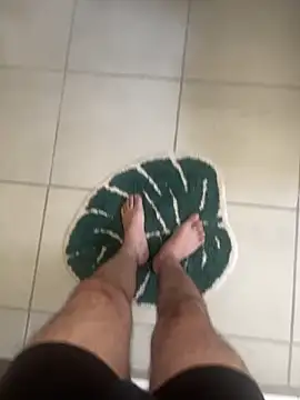 Snapshot of n0tf0und chatting on 9, 11, 2025 n0tf0und online show from 9, 11, 2025